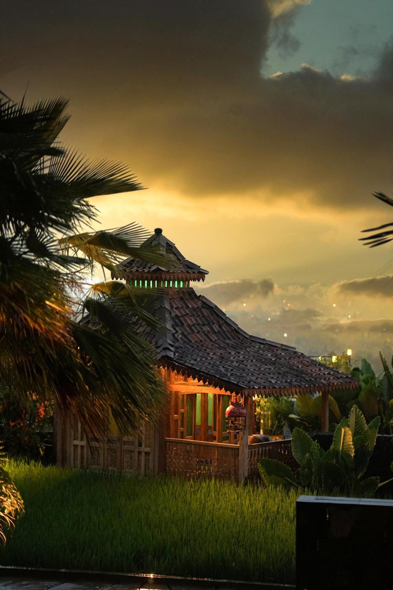 Abhayagiri - Sumberwatu Heritage Randugunting